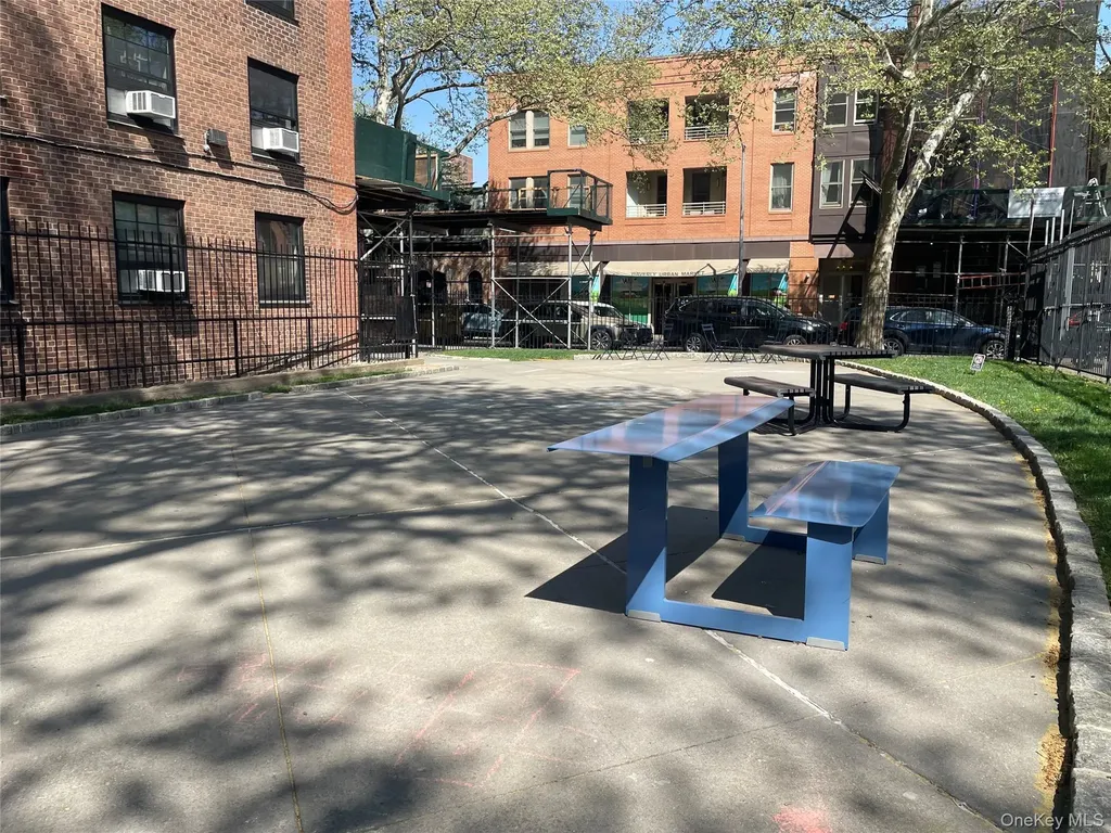 365 Clinton Avenue Brooklyn NY 11238