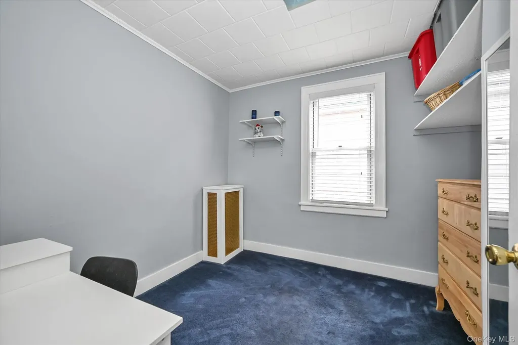 78-33 64th Street Glendale NY 11385