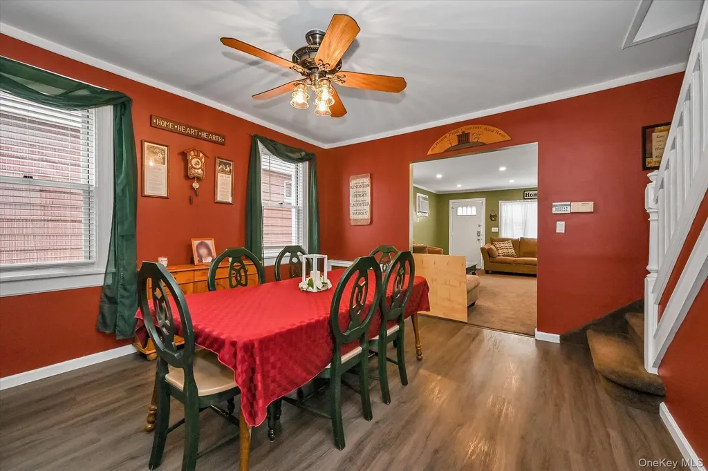 78-33 64th Street Glendale NY 11385