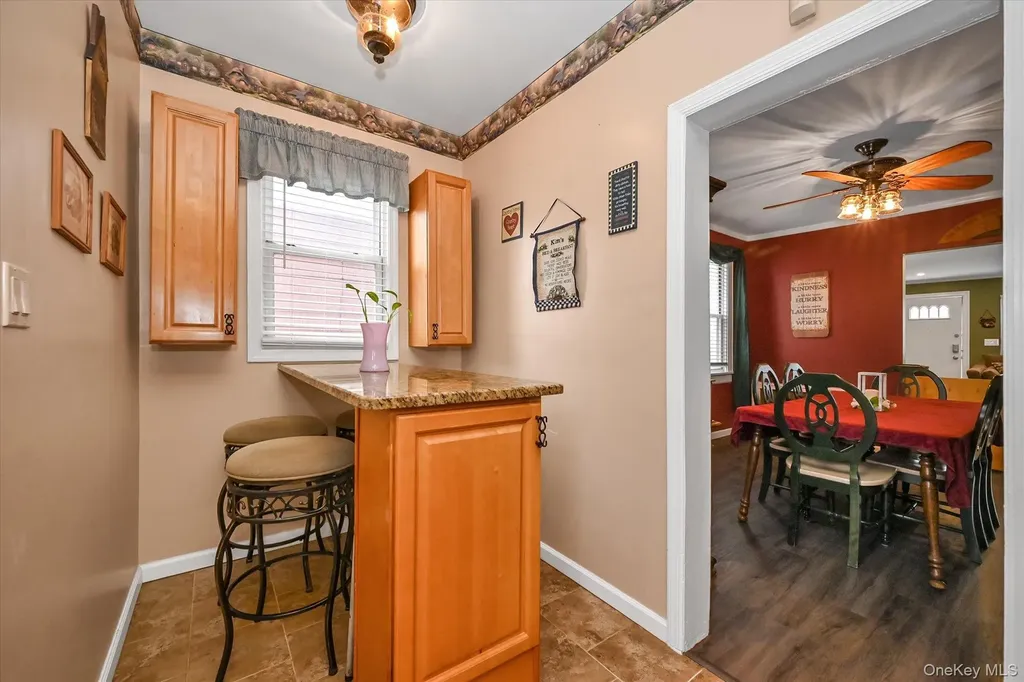 78-33 64th Street Glendale NY 11385