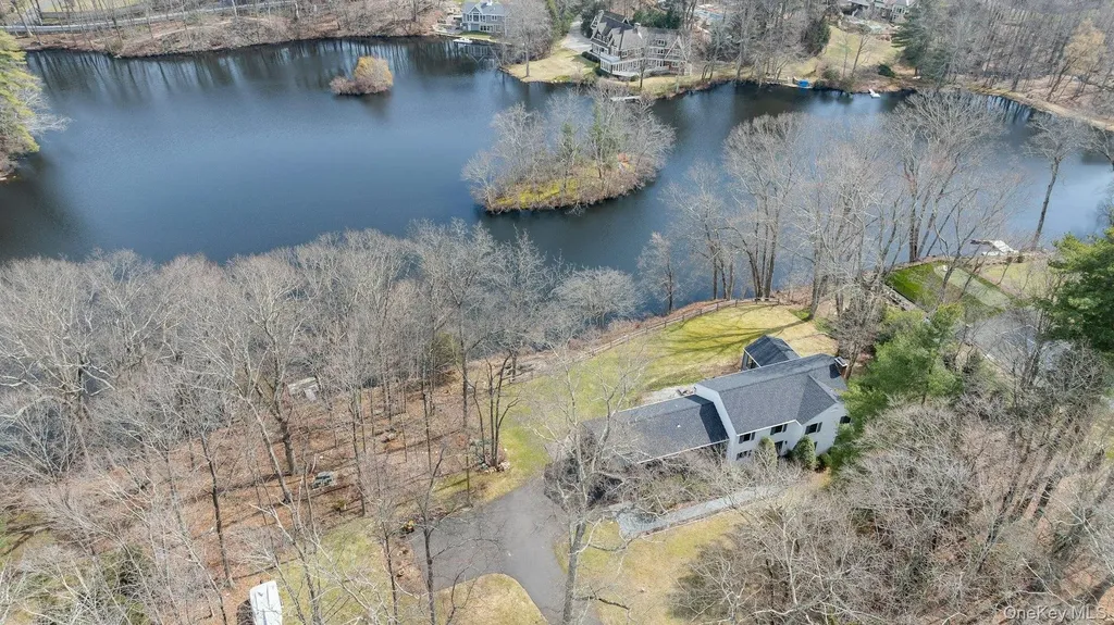 83 Burning Tree Road Greenwich CT 06830