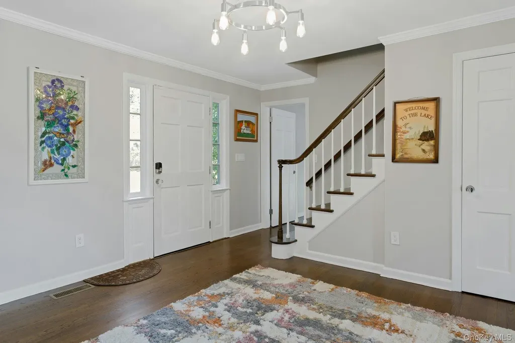 83 Burning Tree Road Greenwich CT 06830