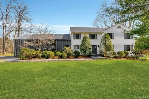 83 Burning Tree Road Greenwich CT 06830