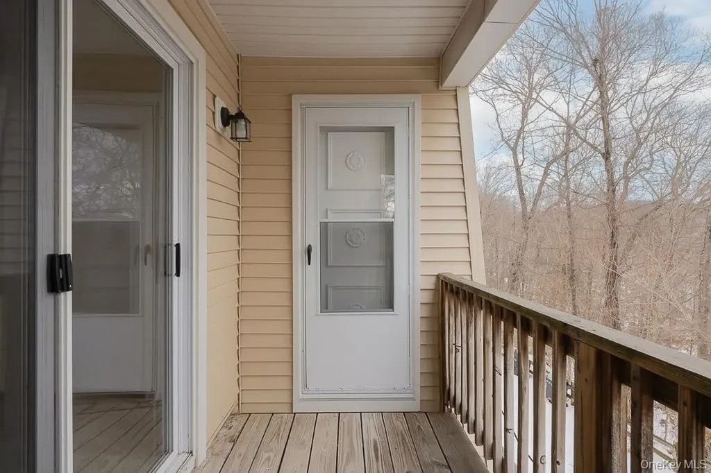 529 Fox Run Lane Carmel NY 10512