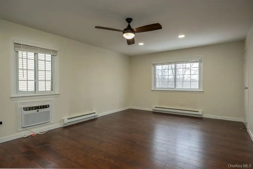 529 Fox Run Lane Carmel NY 10512