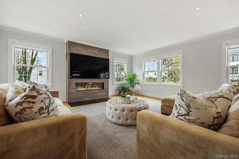 146 Boulevard Scarsdale NY 10583