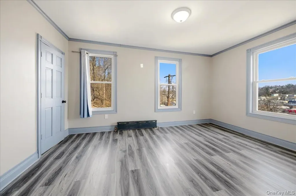 282 Greenvale Avenue Yonkers NY 10703