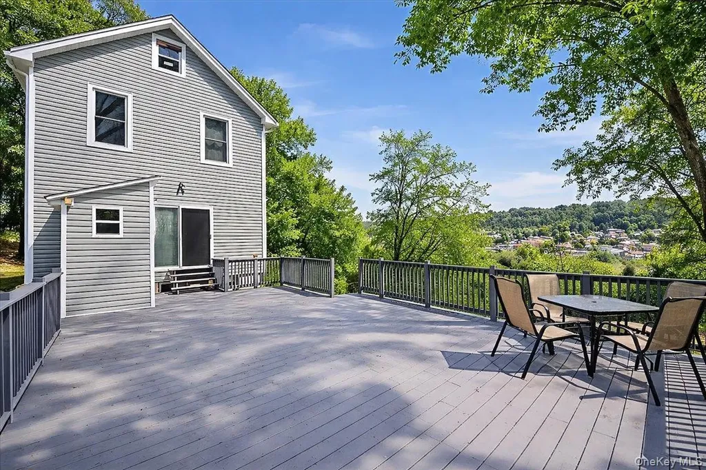 282 Greenvale Avenue Yonkers NY 10703