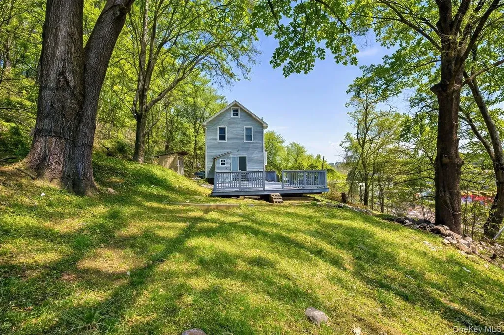 282 Greenvale Avenue Yonkers NY 10703