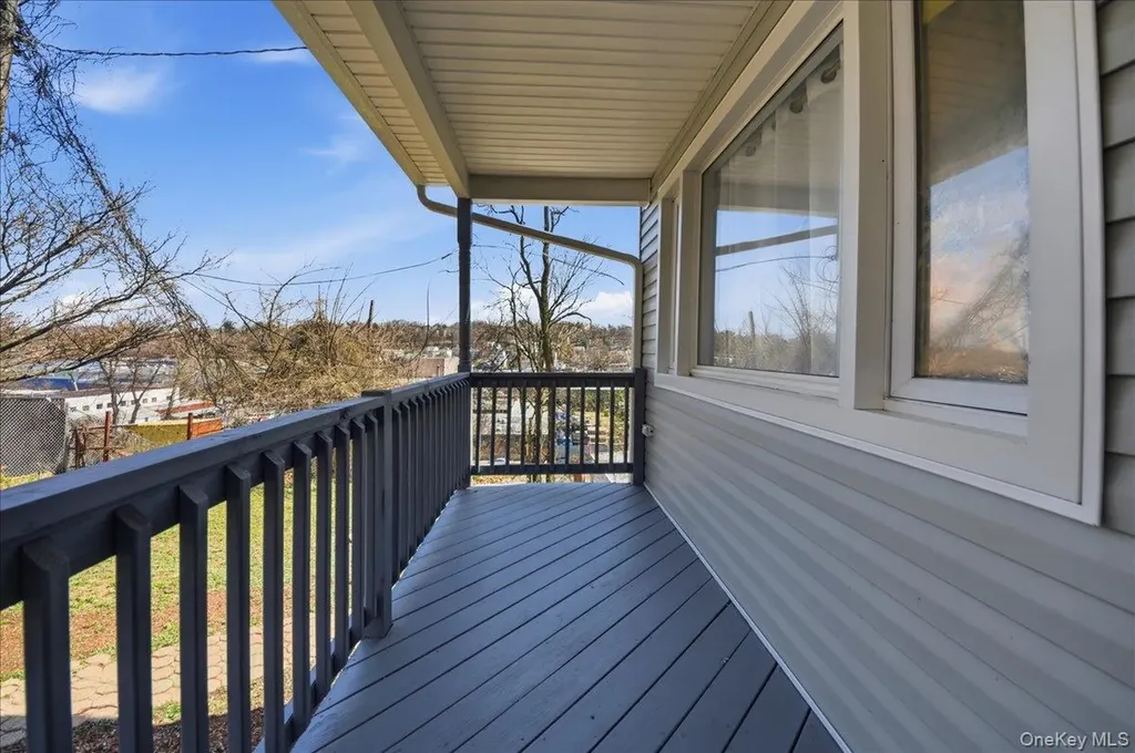 282 Greenvale Avenue Yonkers NY 10703
