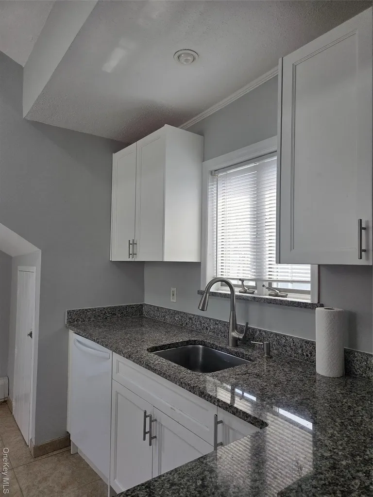 58 Juniper Road Port Washington NY 11050