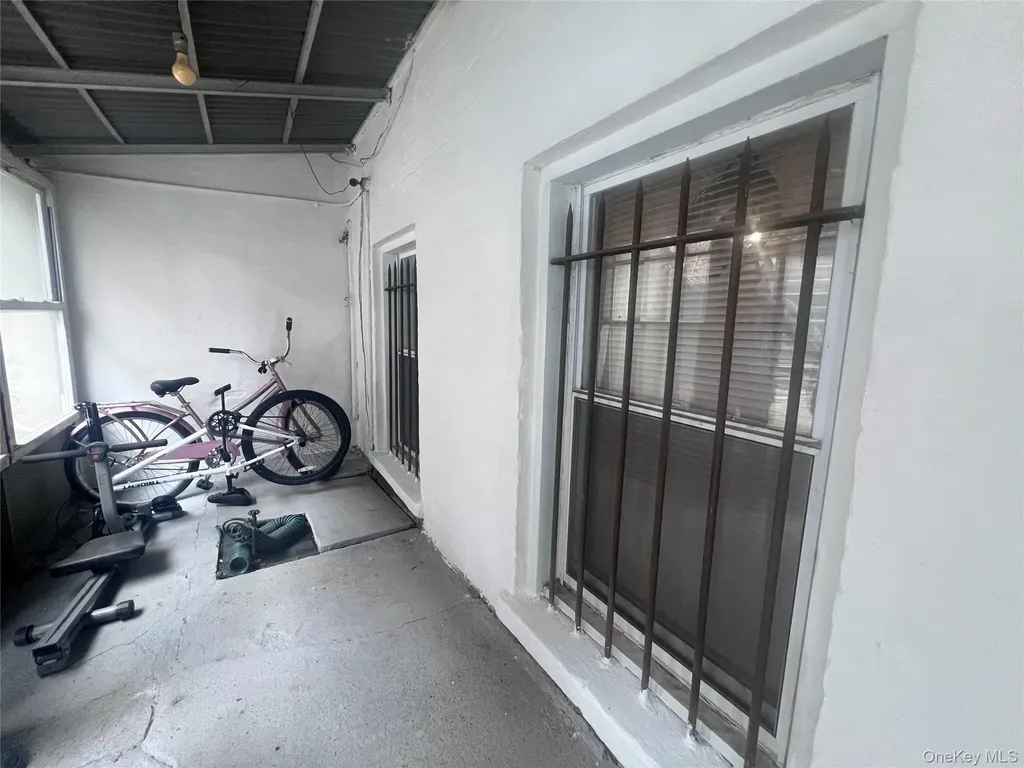 4 Brevoort Place Brooklyn NY 11216