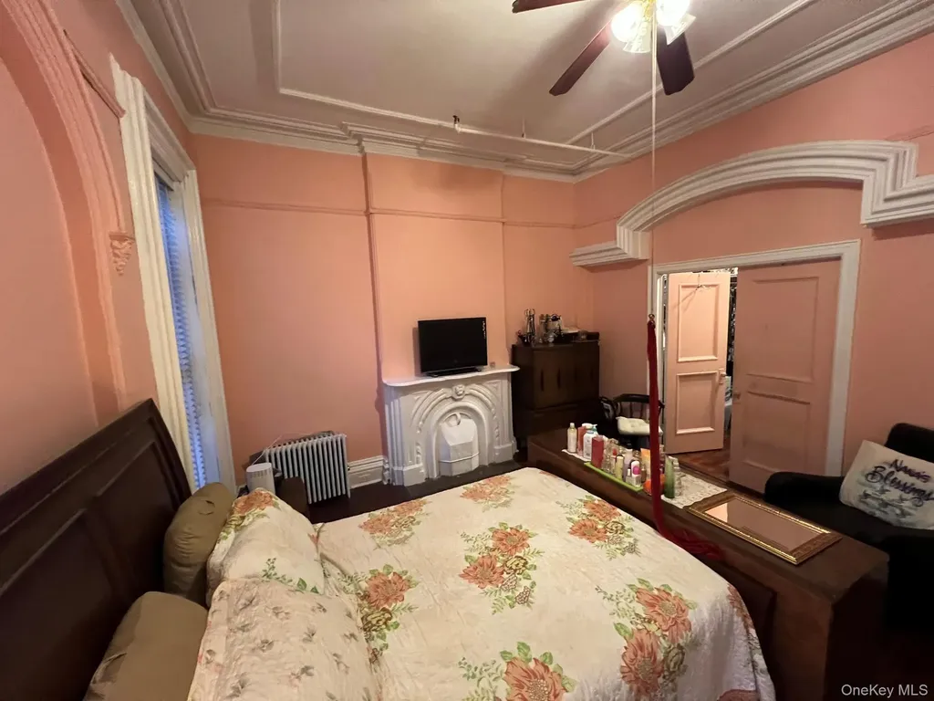 4 Brevoort Place Brooklyn NY 11216