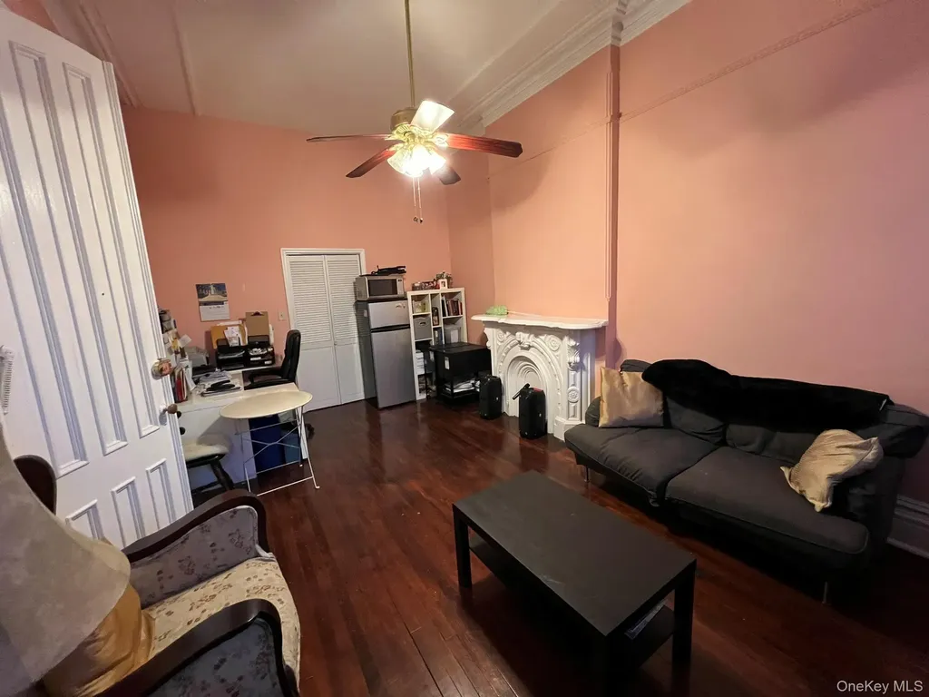 4 Brevoort Place Brooklyn NY 11216