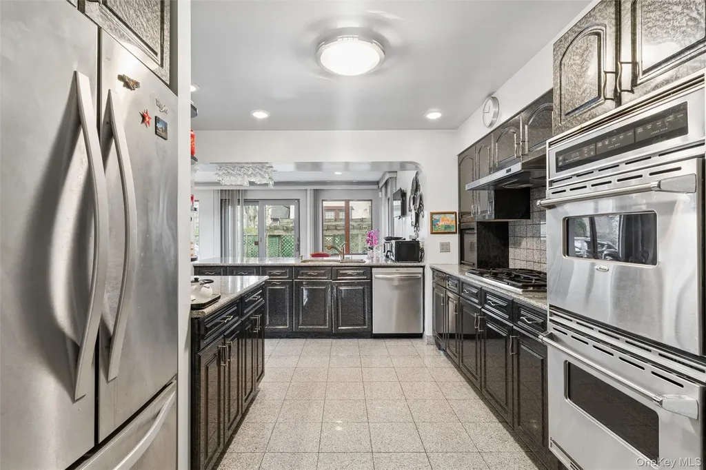 17203 35th Avenue Flushing NY 11358