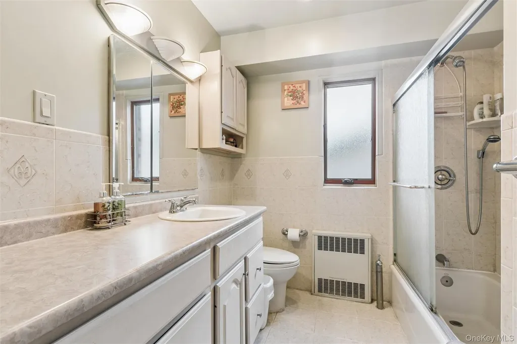 17203 35th Avenue Flushing NY 11358