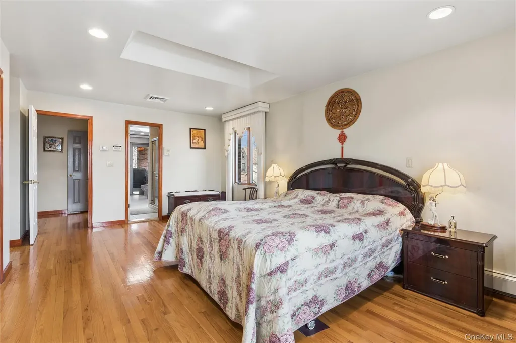 17203 35th Avenue Flushing NY 11358