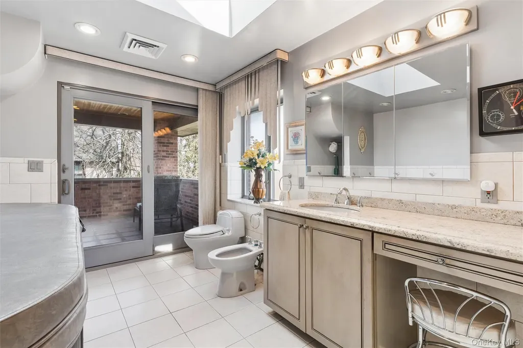 17203 35th Avenue Flushing NY 11358