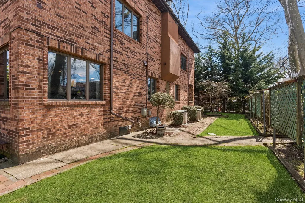 17203 35th Avenue Flushing NY 11358