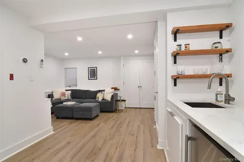 20 Maple Street Irvington NY 10533