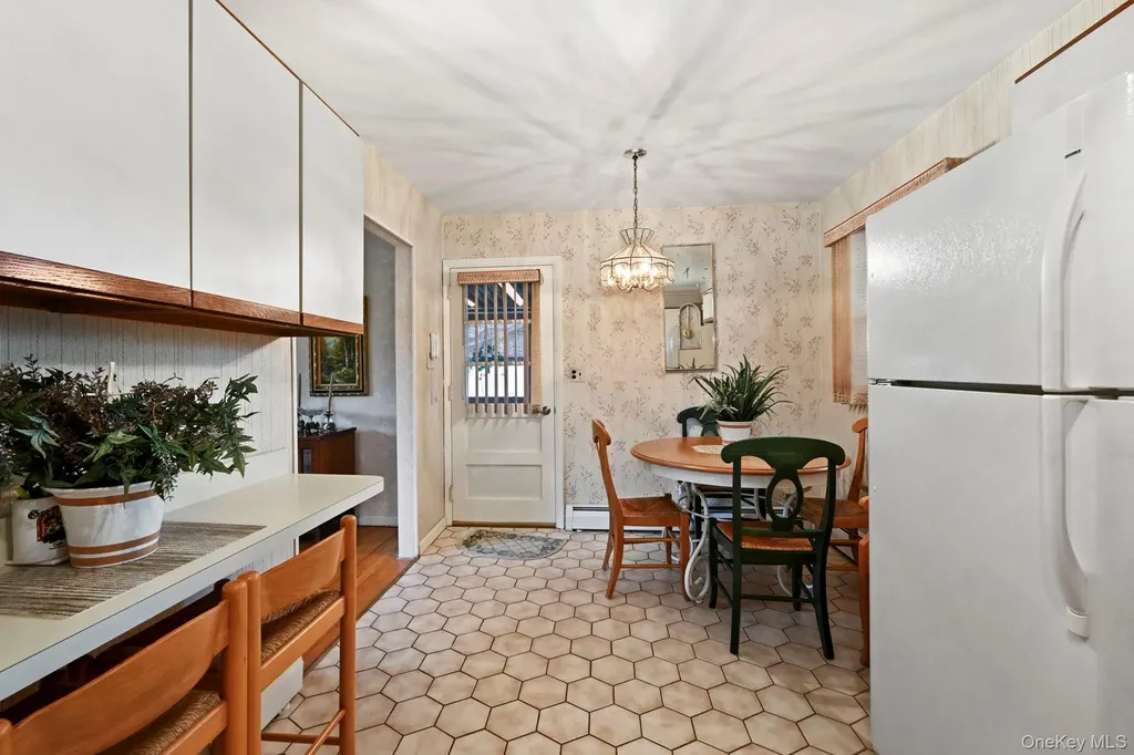 93 Fairmont Road Mahopac NY 10541