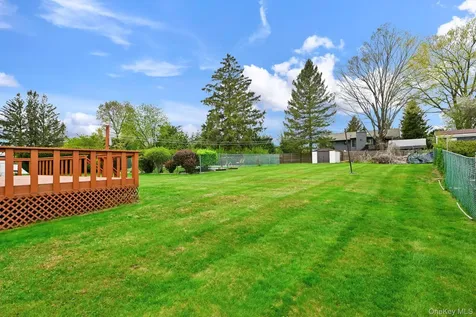 93 Fairmont Road Mahopac NY 10541
