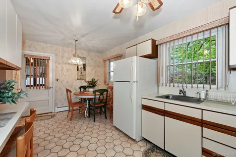 93 Fairmont Road Mahopac NY 10541