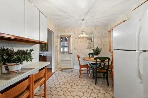 93 Fairmont Road Mahopac NY 10541