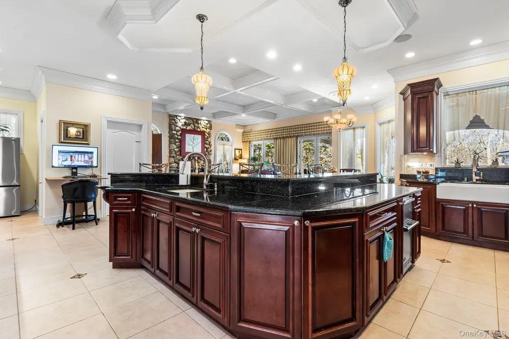 139 Private Road East Patchogue NY 11772