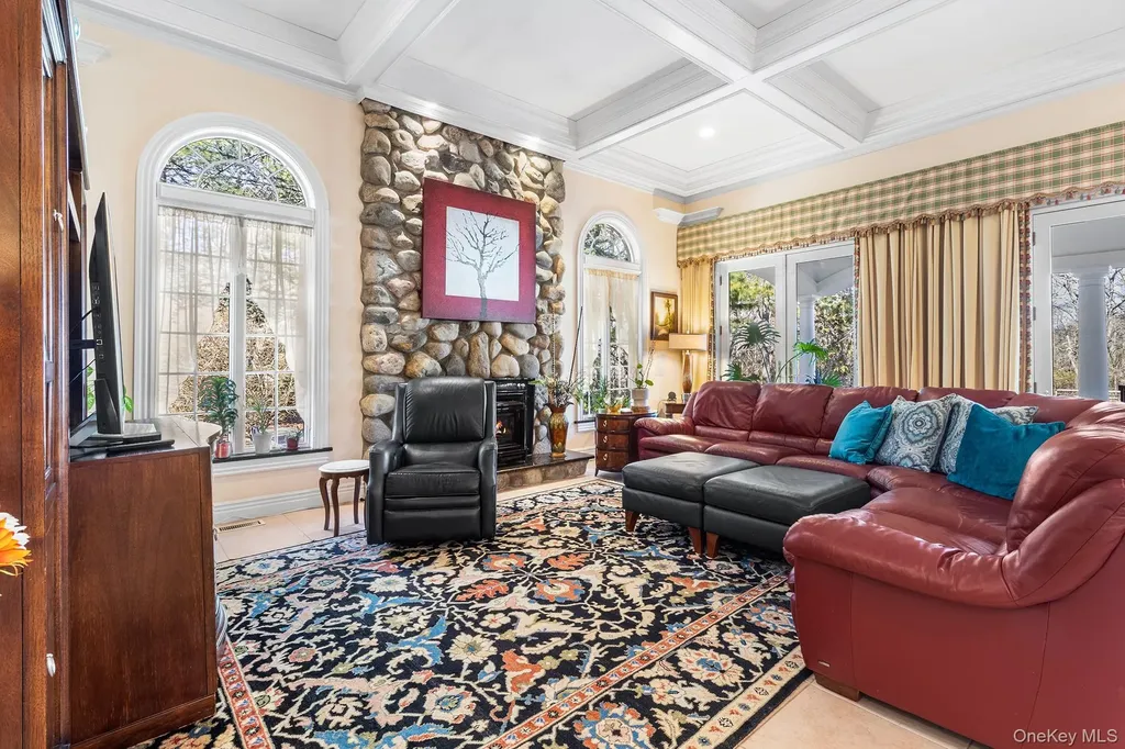 139 Private Road East Patchogue NY 11772