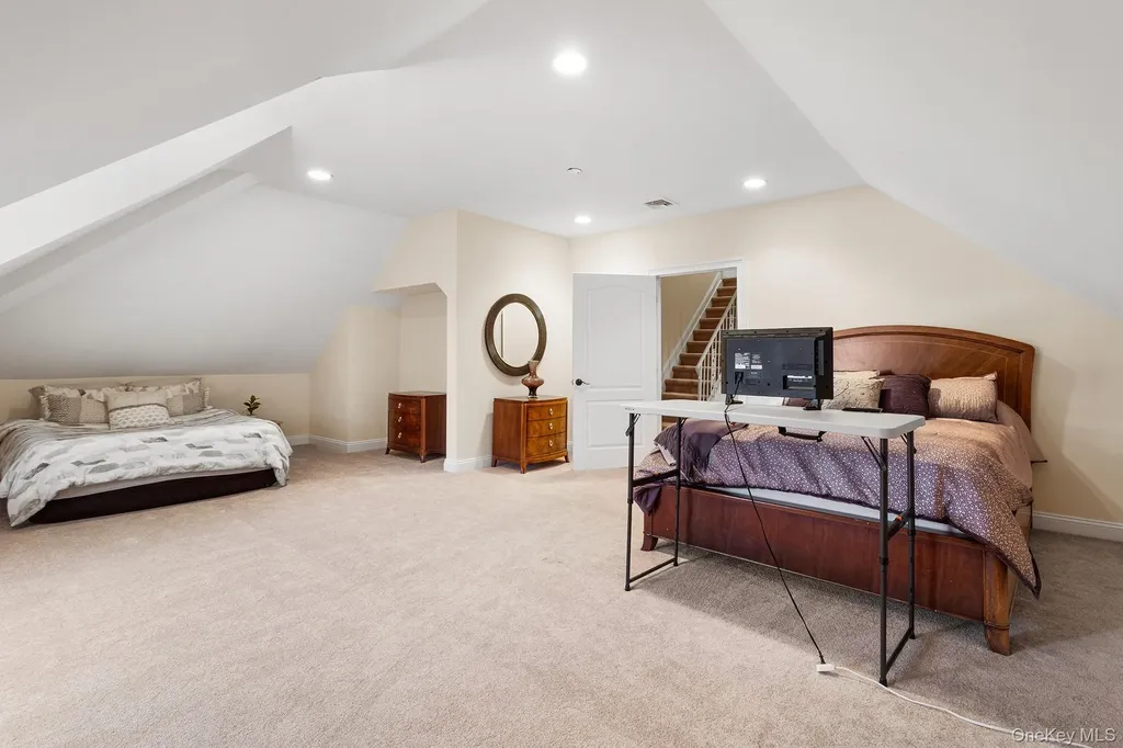 139 Private Road East Patchogue NY 11772