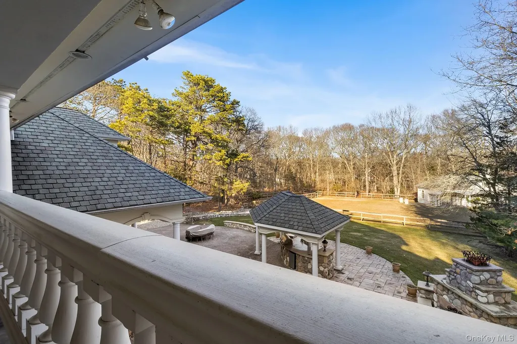 139 Private Road East Patchogue NY 11772
