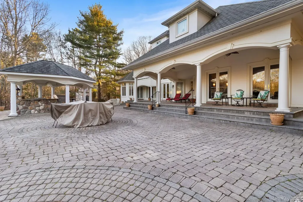 139 Private Road East Patchogue NY 11772