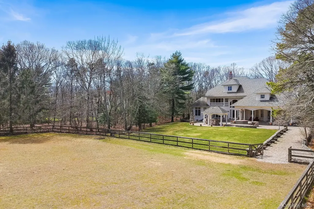 139 Private Road East Patchogue NY 11772