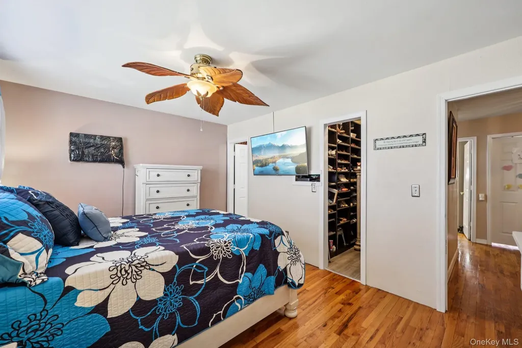 31 Circle Lane Bay Shore NY 11706