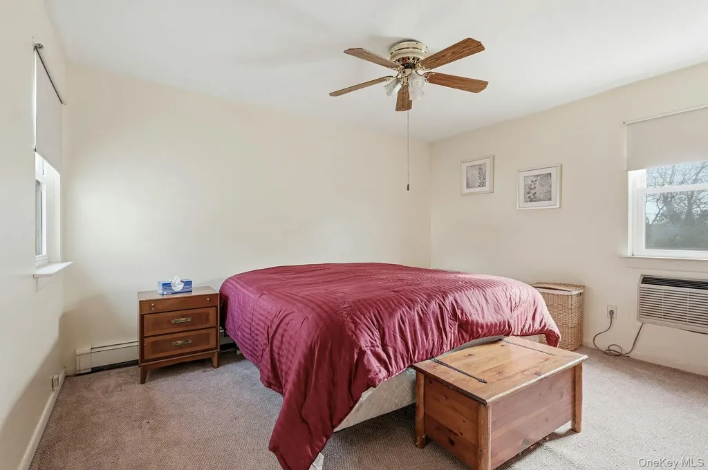 10 Leanore Drive Farmingdale NY 11735