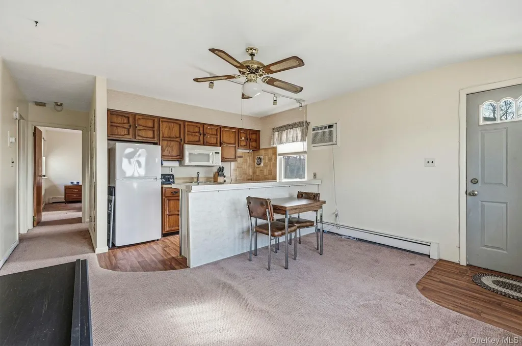 10 Leanore Drive Farmingdale NY 11735