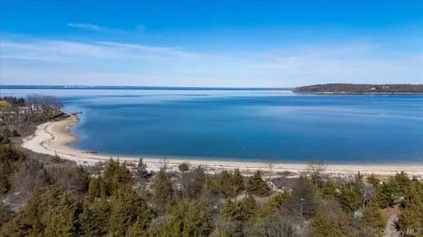 224 Centre Island Road Centre Island NY 11771