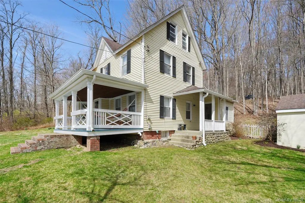 101 Hustis Road Cold Spring NY 10516