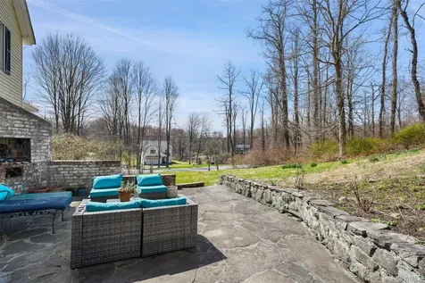 101 Hustis Road Cold Spring NY 10516