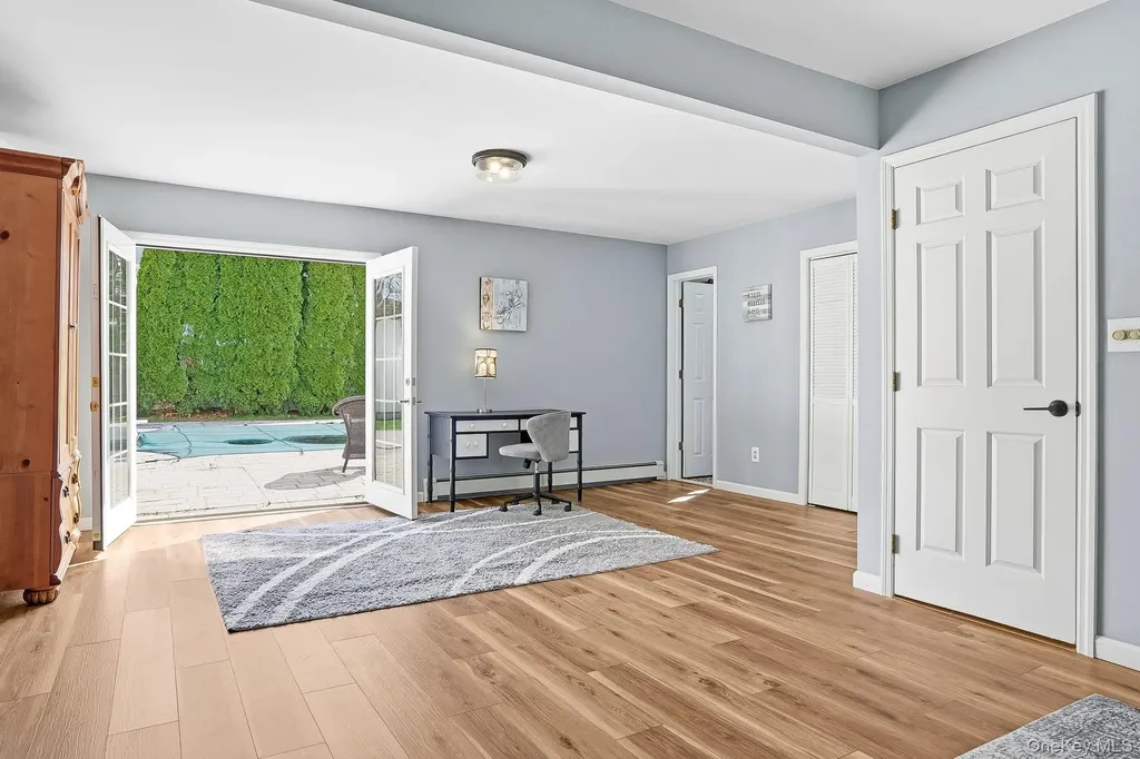 8 Eagle Lane Poughkeepsie NY 12601