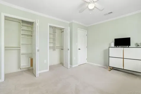 8 Eagle Lane Poughkeepsie NY 12601