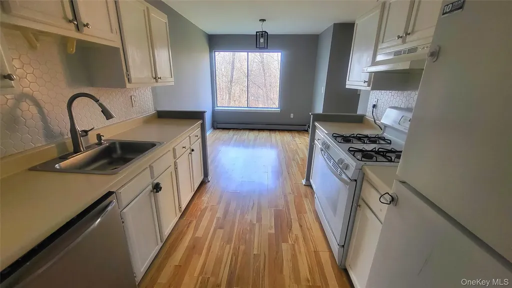 3 Hook Road Poughkeepsie NY 12601