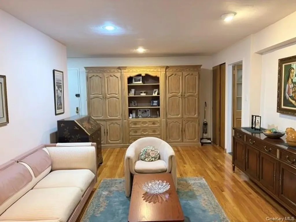 8429 153rd Avenue Howard Beach NY 11414