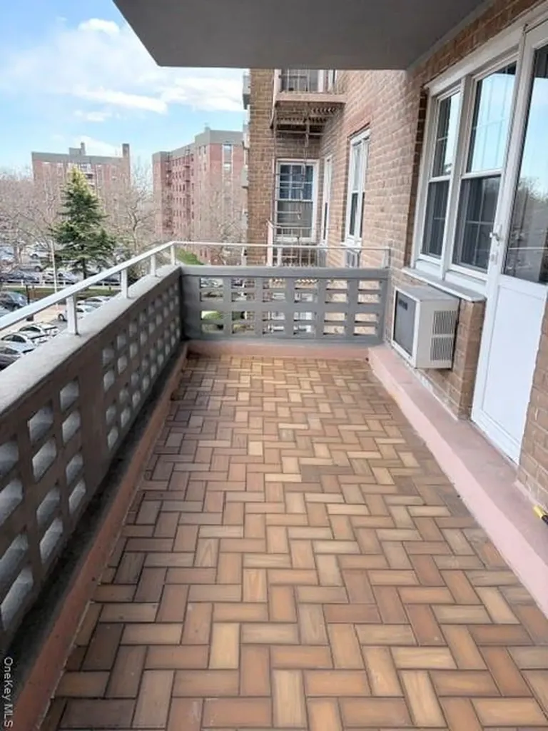 8429 153rd Avenue Howard Beach NY 11414