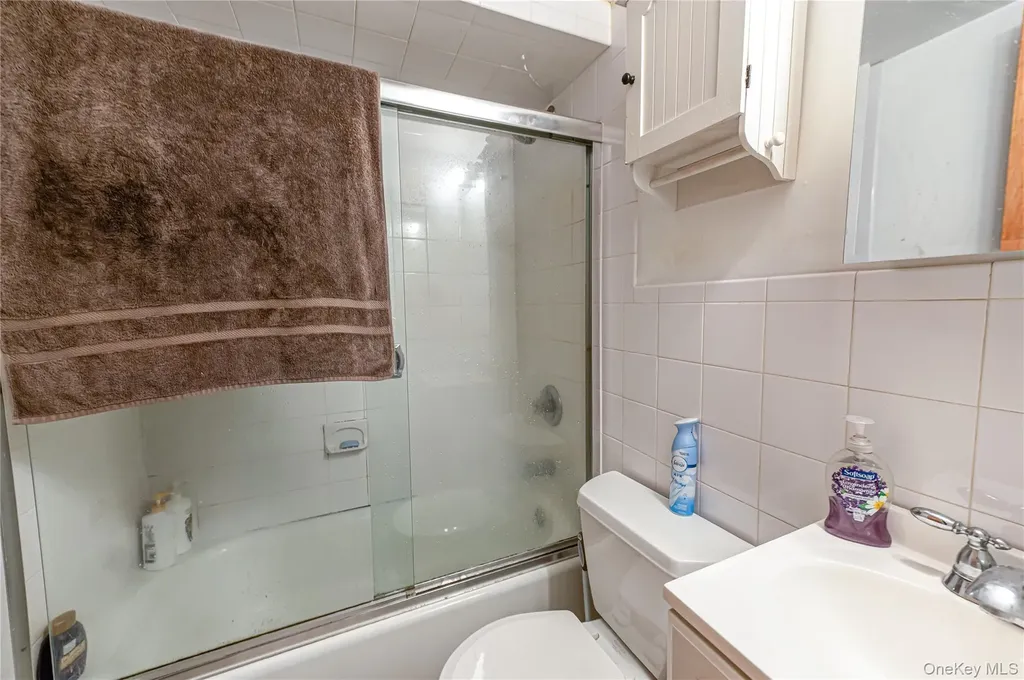 33 Soloff Road Massapequa NY 11758