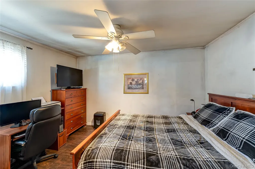 33 Soloff Road Massapequa NY 11758