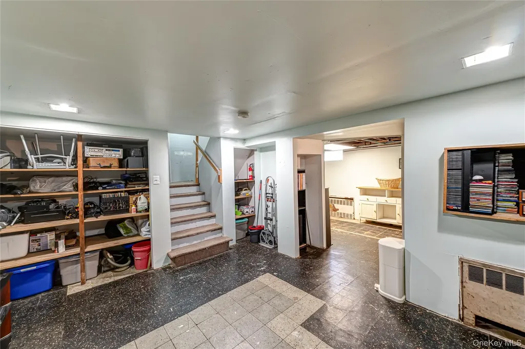33 Soloff Road Massapequa NY 11758