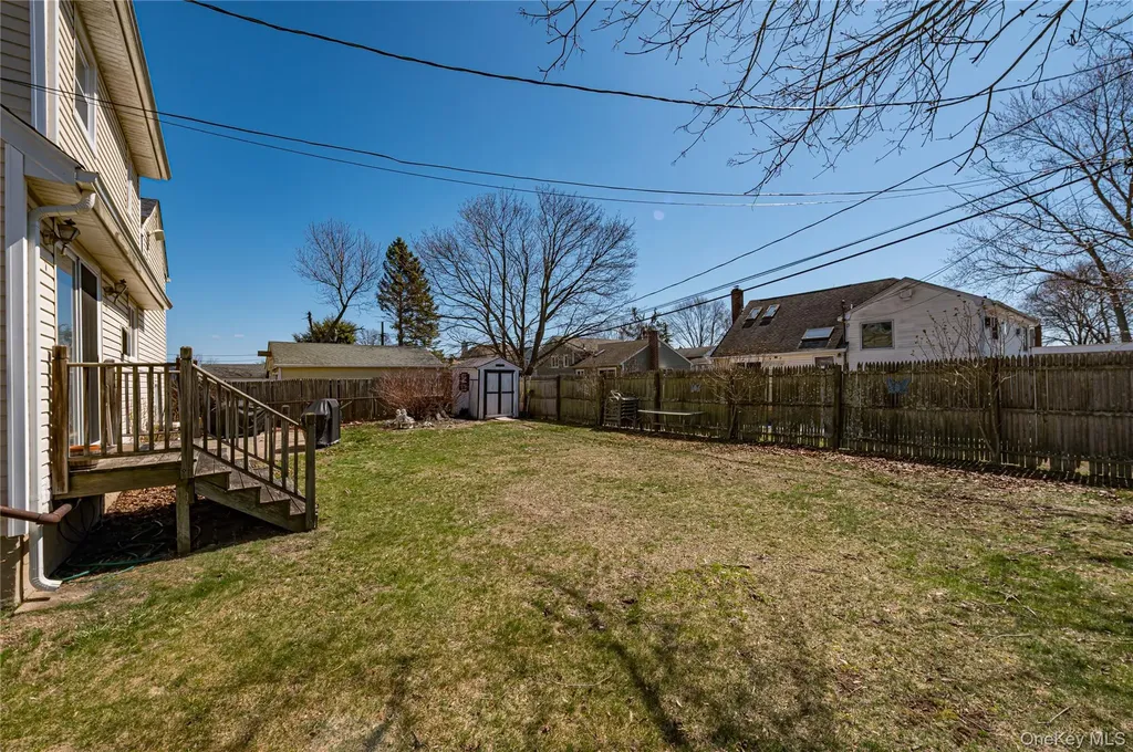 33 Soloff Road Massapequa NY 11758