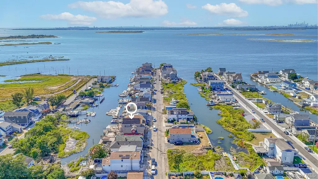 20 W 18th Road Broad Channel NY 11693